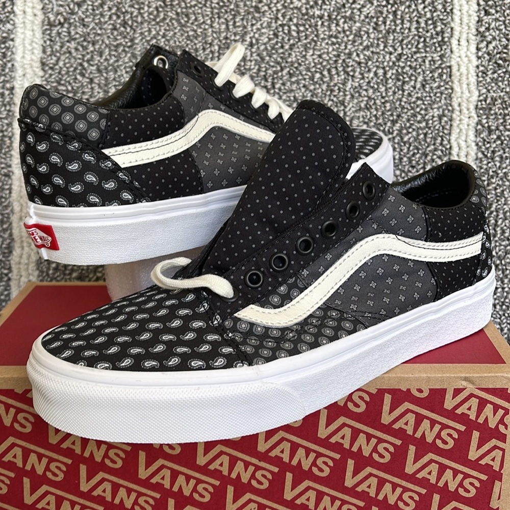 Vans Men’s Old Skool Tie Print Patchwork Black/True White Sneakers - Picture 9 of 16